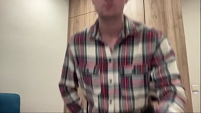 cute mark online show from March 17, 6:44 pm