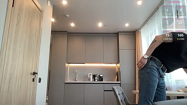 cute mark online show from October 12, 5:53 am