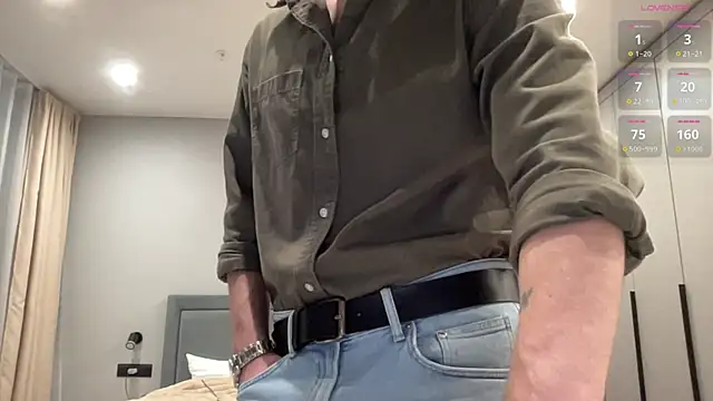 cute mark online show from November 11, 4:57 pm