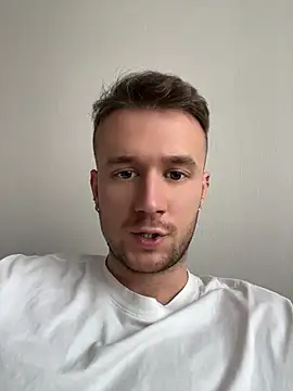 cute mark online show from May 3, 11:37 am