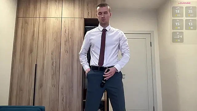 cute mark online show from February 11, 6:35 am