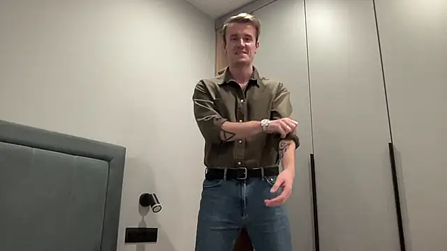 cute mark online show from October 7, 4:41 pm