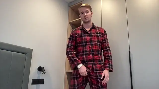 cute mark online show from September 20, 3:06 pm