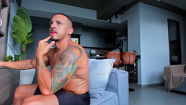 Snapshot of Maximo_Marcelo chatting on December 16, 12:09 pm Maximo Marcelo online show from December 16, 12:09 pm