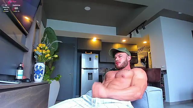 Maximo Marcelo online show from January 11, 12:23 pm