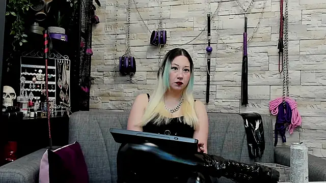 CruelMistress online show from March 30, 1:18 am