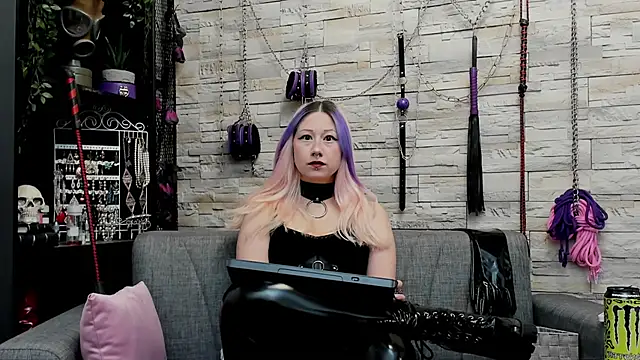 CruelMistress online show from December 3, 12:33 am