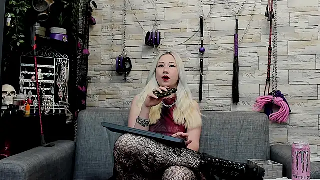 CruelMistress online show from May 20, 1:02 am