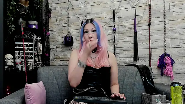 CruelMistress online show from November 15, 3:38 pm