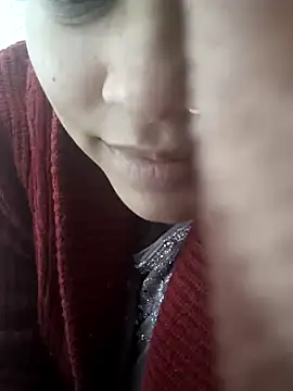 Snapshot of rituu07 chatting on January 9, 3:47 am rituu07 online show from January 9, 3:47 am