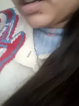 Snapshot of rituu07 chatting on January 2, 9:43 am rituu07 online show from January 2, 9:43 am