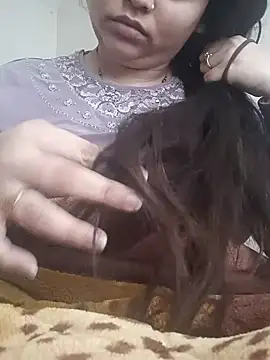 Snapshot of rituu07 chatting on February 18, 4:04 am rituu07 online show from February 18, 4:04 am