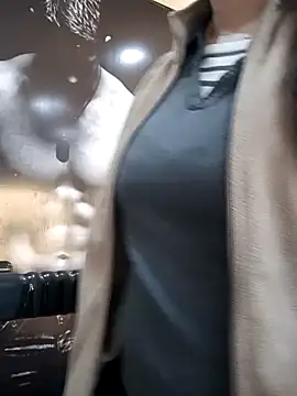 Snapshot of rituu07 chatting on December 23, 1:40 am rituu07 online show from December 23, 1:40 am