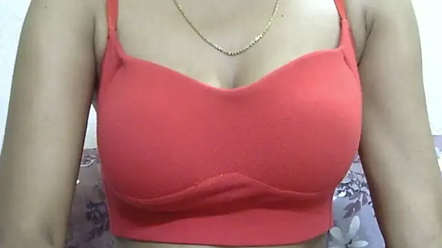  FluffyHxney  online show from June 21, 8:36 pm