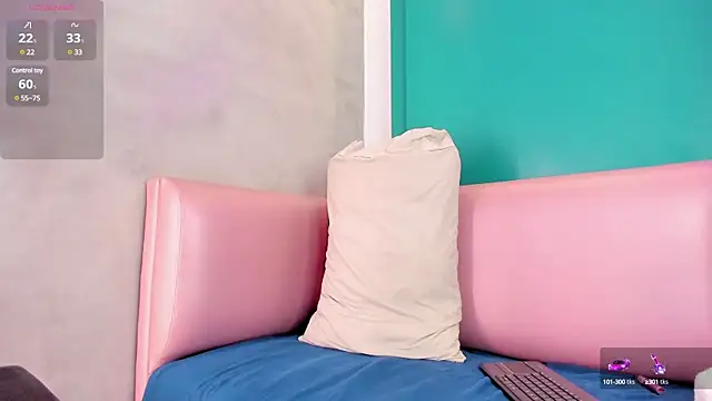 Emily Monroe  online show from March 6, 10:41 am