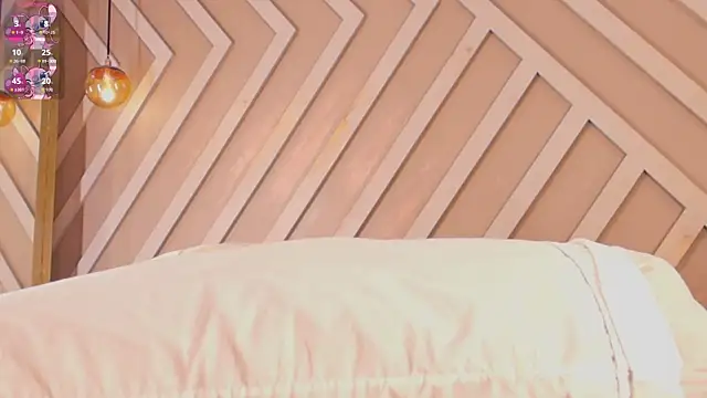 Emily Monroe  online show from November 26, 10:37 am