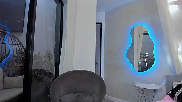 Snapshot of Venusflame__ chatting on October 27, 11:55 am Venusflame online show from October 27, 11:55 am