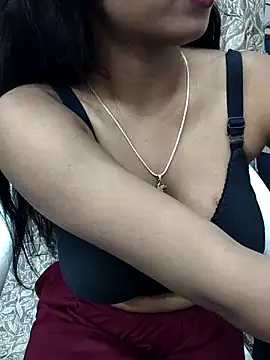 Snapshot of Ishaani_0 chatting on March 12, 12:04 pm Ishaani 0 online show from March 12, 12:04 pm