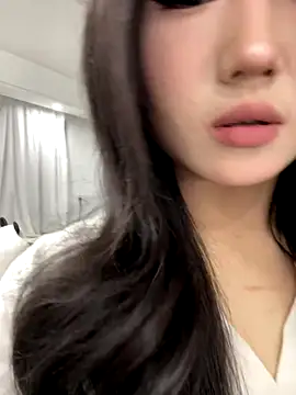 xyebobs online show from December 17, 2:33 pm