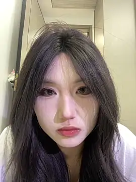 xyebobs online show from March 11, 3:28 pm