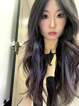 xyebobs online show from January 9, 4:36 pm