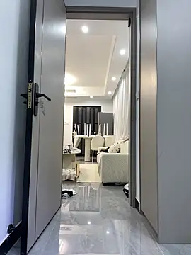 xyebobs online show from October 2, 2:42 pm