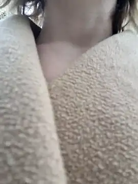 Snapshot of Public_Katrisha chatting on June 4, 2:33 pm Public Katrisha online show from June 4, 2:33 pm
