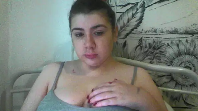 CamilaCherryX online show from October 5, 2:30 pm