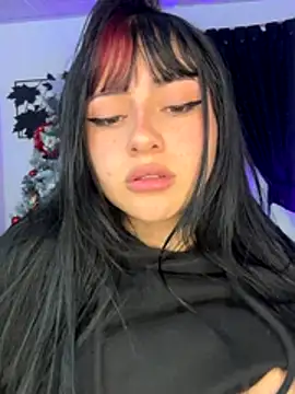 Snapshot of myeimmy_33 chatting on December 14, 5:46 am myeimmy 33 online show from December 14, 5:46 am