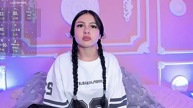 myeimmy 33 online show from April 16, 11:33 am