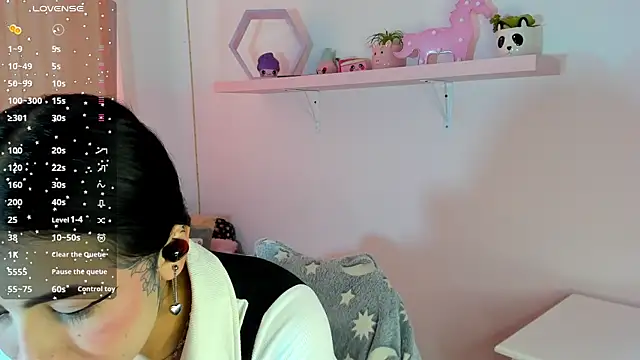 Snapshot of myeimmy_33 chatting on March 11, 5:35 pm myeimmy 33 online show from March 11, 5:35 pm
