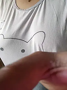 Snapshot of milf-kaira chatting on March 3, 3:05 am milf-kaira online show from March 3, 3:05 am