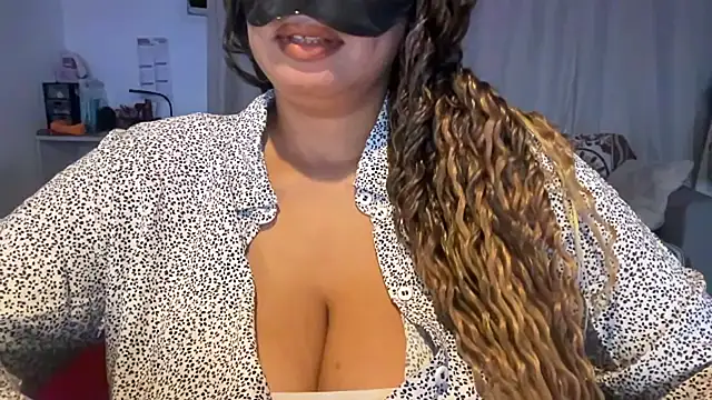 SCARLET-SANTANA online show from October 31, 10:23 am