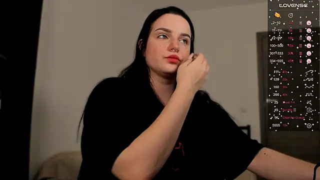 Snapshot of __Latisha__ chatting on March 14, 5:24 pm Latisha online show from March 14, 5:24 pm