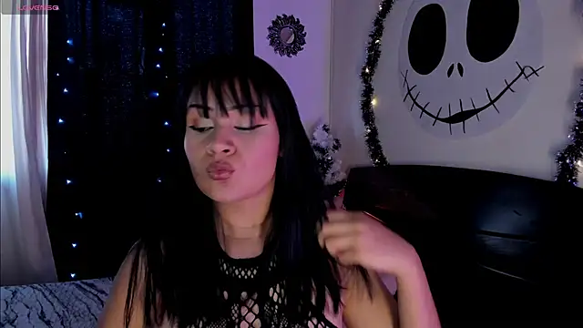 anhiahoney02 online show from December 15, 4:02 pm