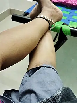 Snapshot of Tamilrojanew chatting on October 28, 5:18 am Tamilrojanew online show from October 28, 5:18 am