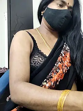 Snapshot of Tamilrojanew chatting on September 13, 7:25 pm Tamilrojanew online show from September 13, 7:25 pm