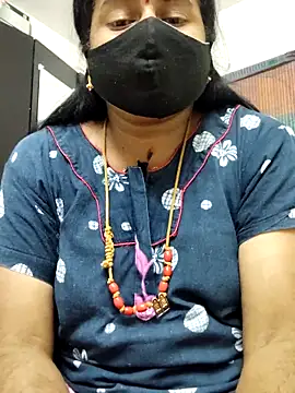 Snapshot of Tamilrojanew chatting on May 28, 4:35 pm Tamilrojanew online show from May 28, 4:35 pm