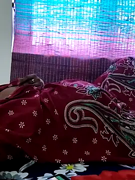 Snapshot of Tamilrojanew chatting on September 13, 6:57 am Tamilrojanew online show from September 13, 6:57 am
