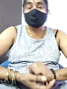 Snapshot of Tamilrojanew chatting on July 11, 9:31 am Tamilrojanew online show from July 11, 9:31 am