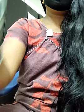 Snapshot of Tamilrojanew chatting on May 19, 3:08 pm Tamilrojanew online show from May 19, 3:08 pm