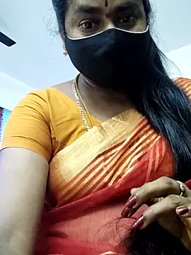 Snapshot of Tamilrojanew chatting on May 17, 7:08 am Tamilrojanew online show from May 17, 7:08 am