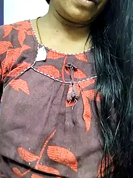 Snapshot of Tamilrojanew chatting on October 7, 8:26 am Tamilrojanew online show from October 7, 8:26 am