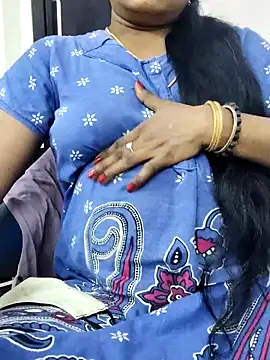Snapshot of Tamilrojanew chatting on September 14, 8:26 am Tamilrojanew online show from September 14, 8:26 am