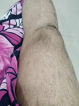 Snapshot of Tamilrojanew chatting on December 5, 11:31 am Tamilrojanew online show from December 5, 11:31 am