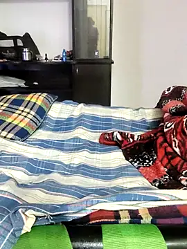 Snapshot of Tamilrojanew chatting on November 30, 6:36 am Tamilrojanew online show from November 30, 6:36 am