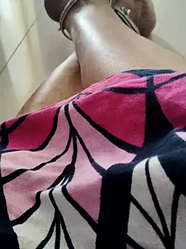 Snapshot of Tamilrojanew chatting on November 8, 6:06 am Tamilrojanew online show from November 8, 6:06 am