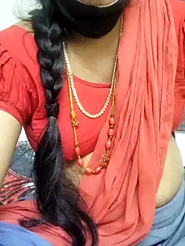 Snapshot of Tamilrojanew chatting on December 15, 5:19 pm Tamilrojanew online show from December 15, 5:19 pm