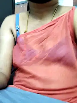Snapshot of Tamilrojanew chatting on June 14, 5:58 pm Tamilrojanew online show from June 14, 5:58 pm