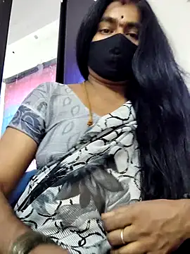 Snapshot of Tamilrojanew chatting on June 7, 11:04 am Tamilrojanew online show from June 7, 11:04 am